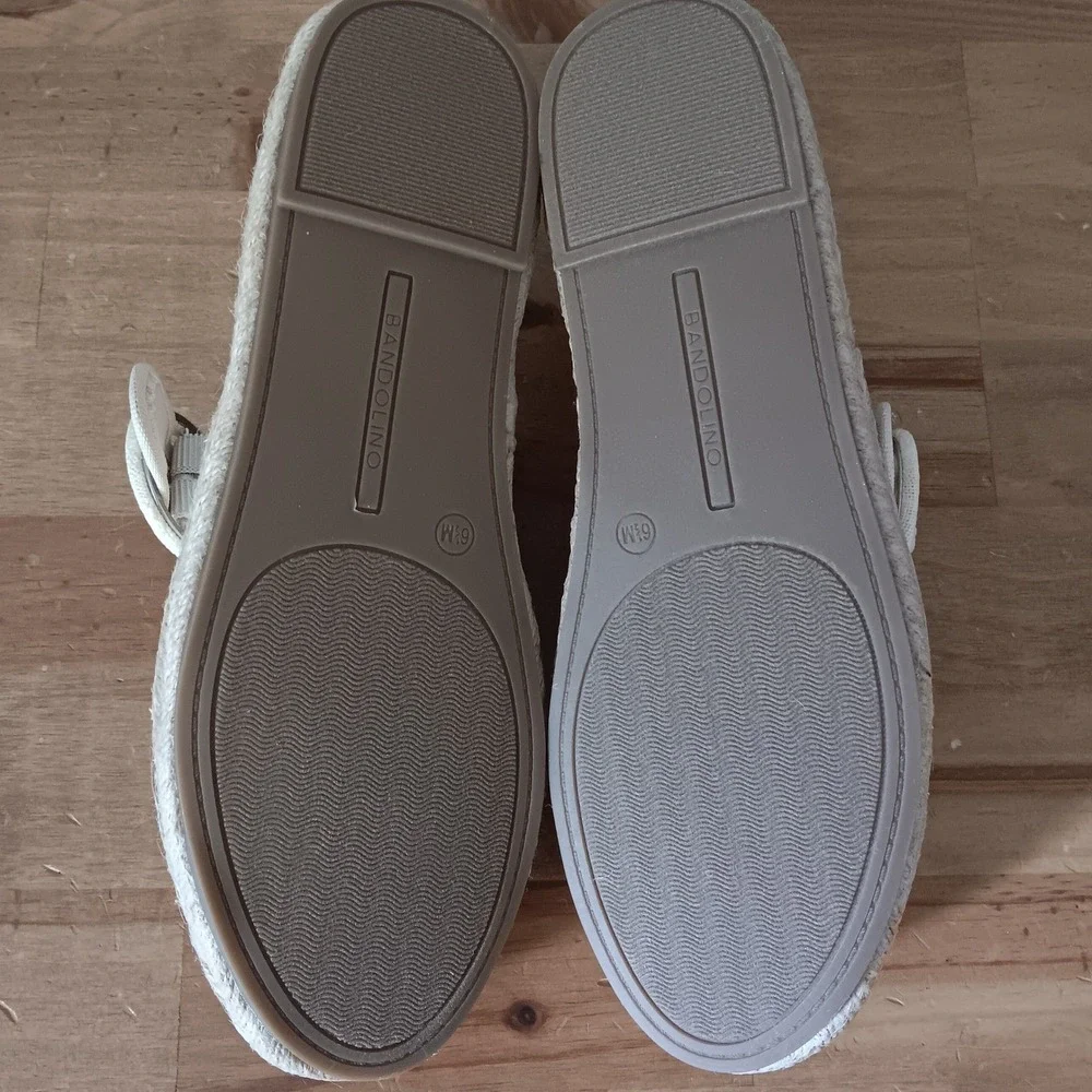 Bandolino Pannie2 Espadrille Flats Womens 6.5 Ivory New Buckle Slip On Shoes